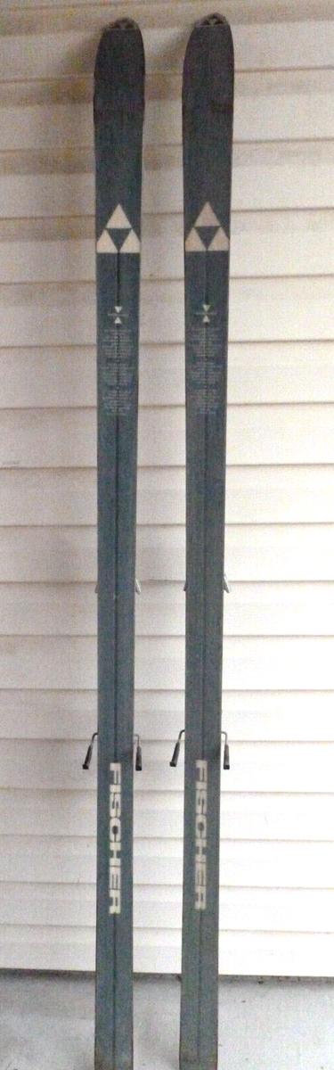 Vintage Fischer SR Target Snow Skis with Salomon Bindings 195cm
