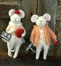 2 Figura de fieltro con aguja de ratón del día de San Valentín Critter Happy Place Love You Bushel