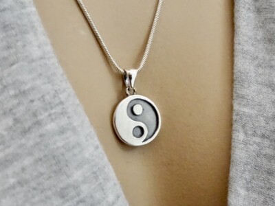Yin Yang Sterling Silver 925 Pendant Round Necklace Disk Yoga Spiritual Jewelry