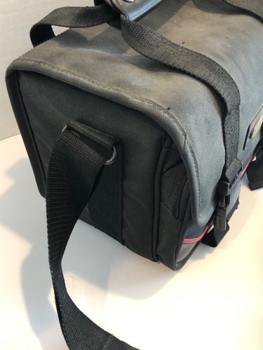 Bolsa para cámara Canon con correa acolchada en el interior con bolsillo de malla con cremallera - Imagen 4 de 10
