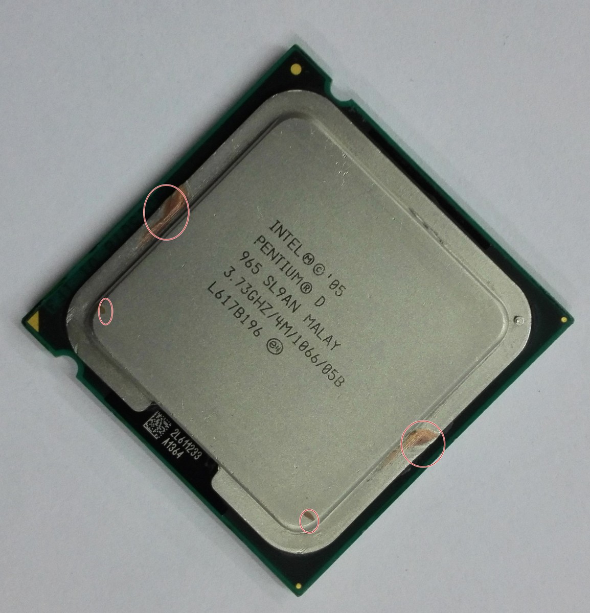 Intel Pentium Extreme Edition 965 /Pentium D 965 /PD965 CPU