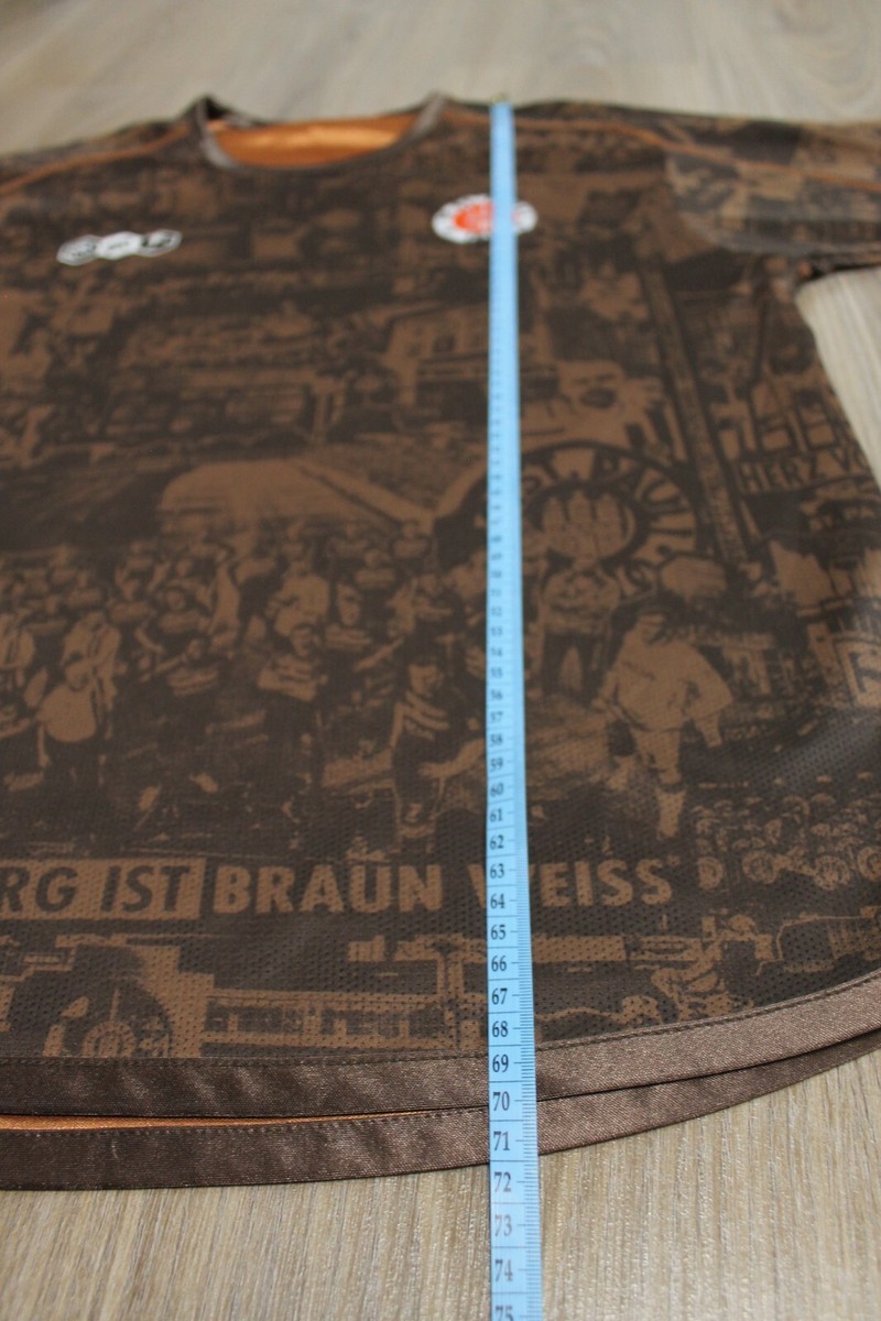 St Pauli Extérieur Maillot de foot 2020 - 2021. Sponsored by Congstar