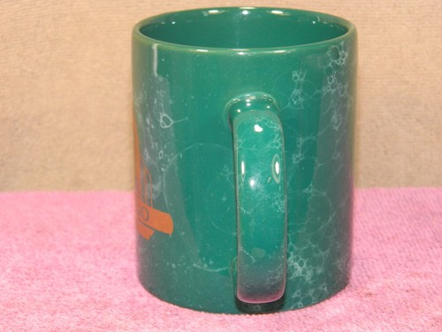 COFFEE MUG CITY of CHICAGO "THE WINDY CITY" 10 OUNCE RICH GREEN & GOLD TRIM NB - Picture 2 of 7