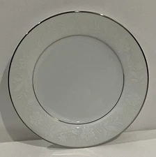 Noritake Ranier Bread & Butter Plate Platinum Trim #6909 Floral White, 6 3/8”