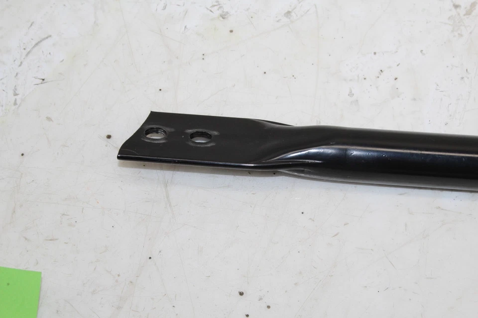 Conjunto de suporte de torre de apoio de suspensão dianteiro Cadillac CT4 2020-2022 fabricante de equipamento original - Imagem 4 de 4