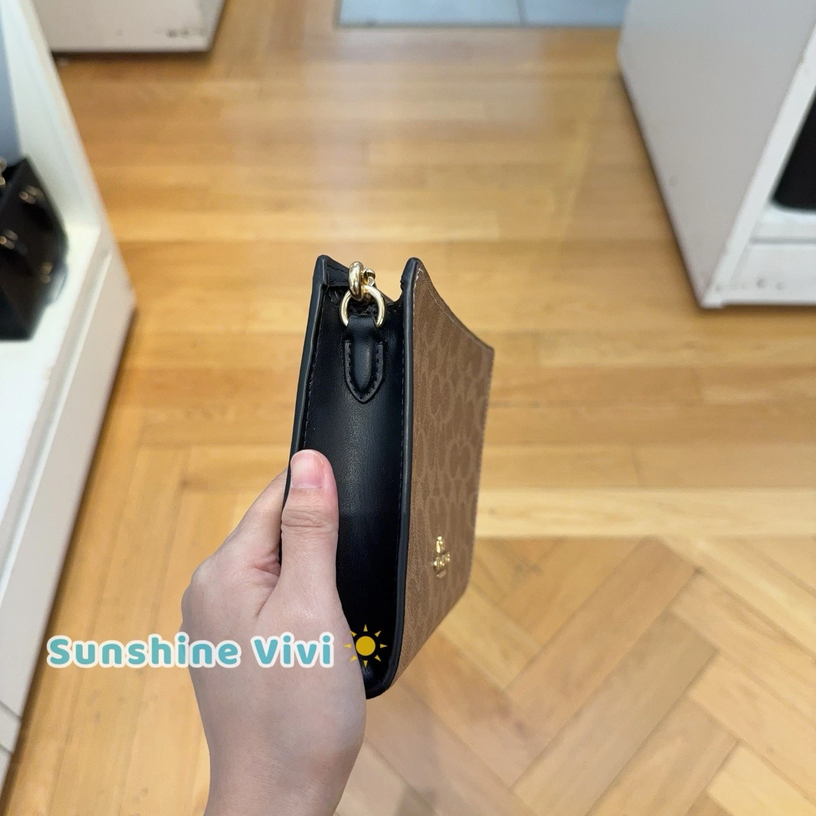 Borsa Coach Slim Croosbody nuova con etichetta in tela firmata marrone nero oro CW204