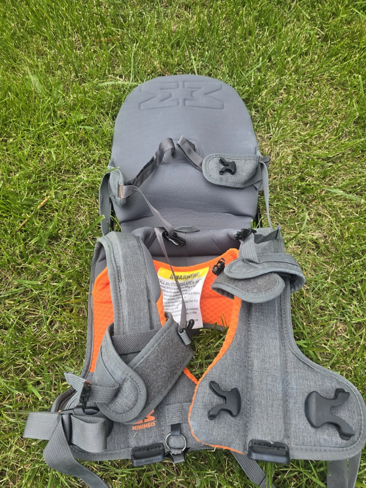 Minimeis G4 Foldable Baby/Child/Toddler Shoulder Carrier Grey/Orange GREAT COND