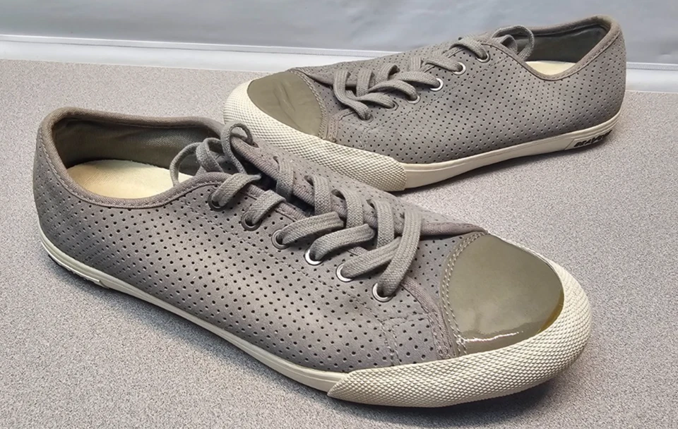 Zapatos clásicos bajos Seavees edición militar para mujer talla 8 gris cuero puntera informales Foto 2 de 4