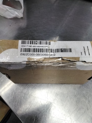 BRAND NEW LENZE OPERATING MODULE INVERTER PANEL PT# E82ZC000-0B00BB1A12 FREE... - Picture 8 of 8