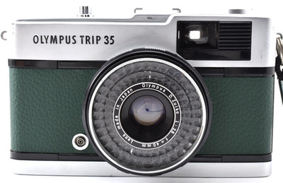 N MINT OLYMPUS TRIP 35 Dark Green Point & Shoot 35mm Film Camera Japan 2919598