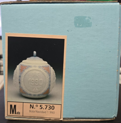 Lladro Figurine: 5730 Christmas Ball (1990), - Picture 2 of 4