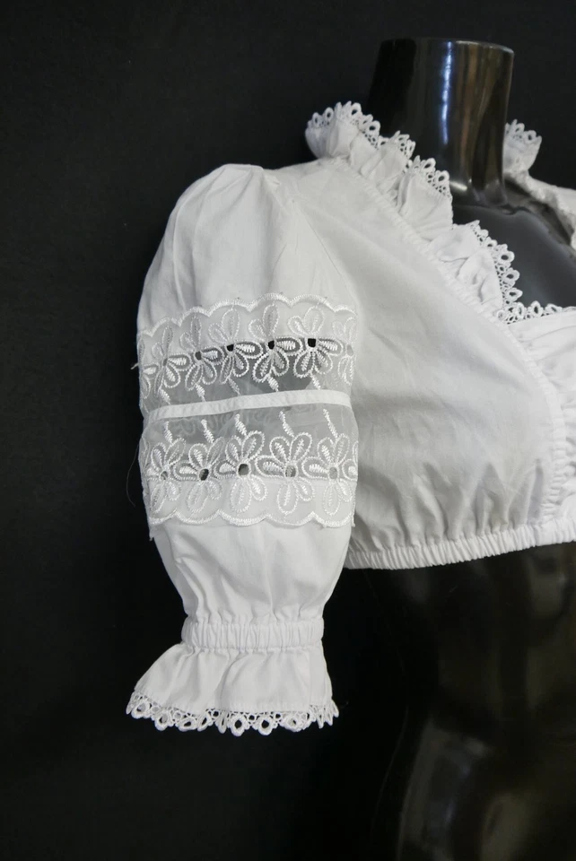 Gr.34 Dirndlbluse weiß Bluse für Dirndl Stockerpoint mit Spitze Stickerei B11179 - Bild 3 von 4