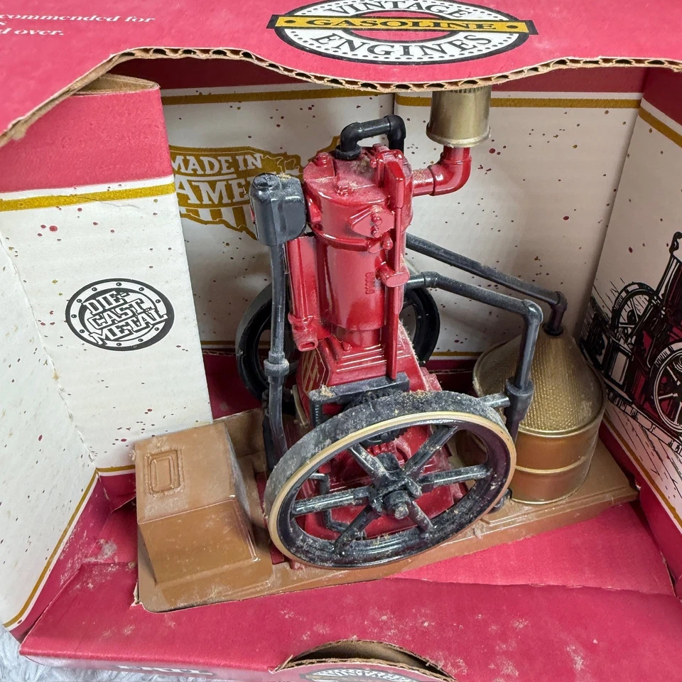 Réplica de metal fundido a presión ERTL motores de gasolina vintage motor IHC Titan escala 1/8 Foto 2 de 4