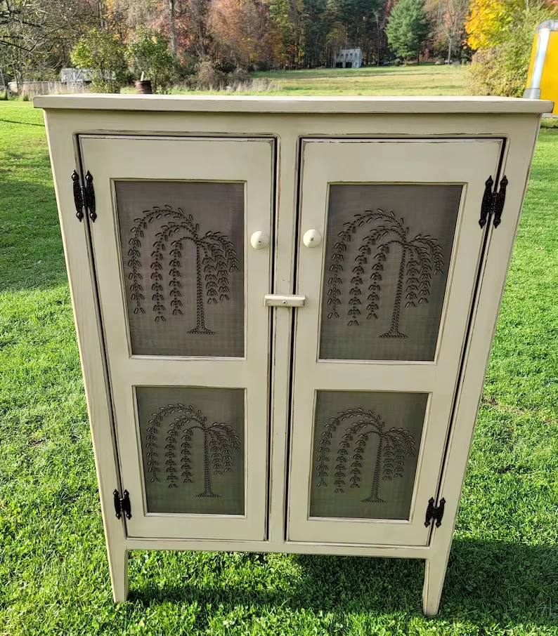 Nuevo gabinete de gelatina primitiva | gabinete de seguridad para pastel rústico hecho a mano Foto 2 de 4