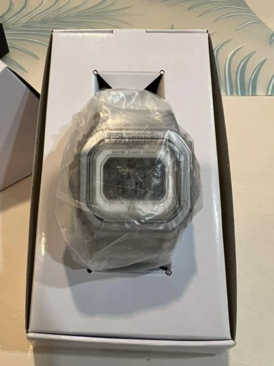 CASIO G-SHOCK GLX-5600 ron herman silver Mens Watch Used 221007099
