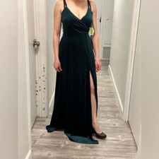 Hunter green long v-neck dress in size small. NWT