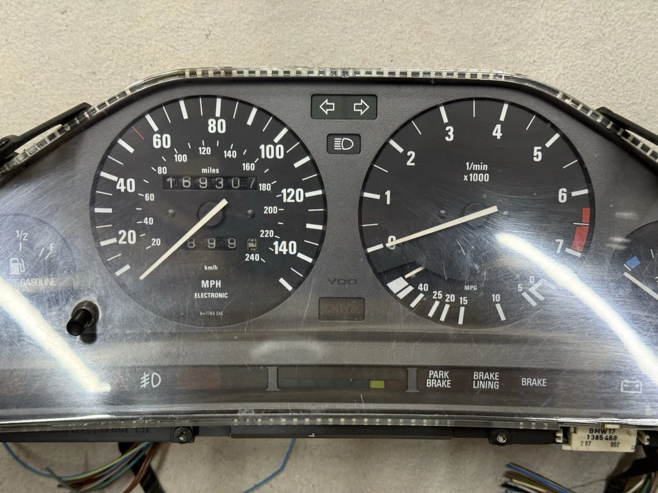 1987-1991 BMW 325i E30 Instrument Cluster Speedometer Gauge 1 377 306 OEM 169k - Image 3 of 4