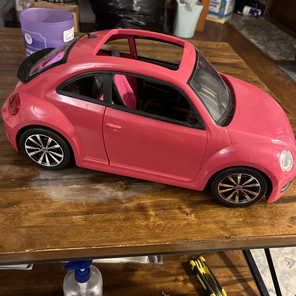 2013 芭比大众大众甲壳虫粉红色可转换玩具汽车美泰娃娃 — 第 3/4 张图片
