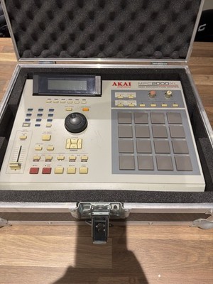 Akai Mpc2000xl