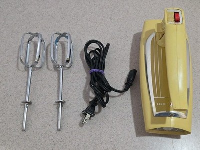 Vintage GE Hand Mixer Harvest Gold D1M47 - Complete with Cord & Beaters - Tested