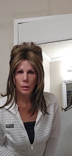 Quality Synthetic Wig for Women (Jennifer Aniston Cut)