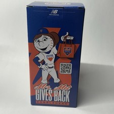 New York Mets Mrs Met Gives Back Bobblehead SGA 8/13/25 2025 NY Giveaway