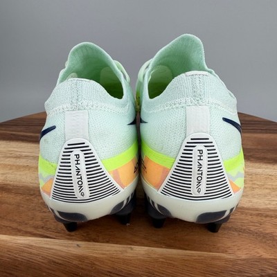Nike Phantom GT2 Elite SG-PRO AC “Barely Green” Soccer  display picture 2