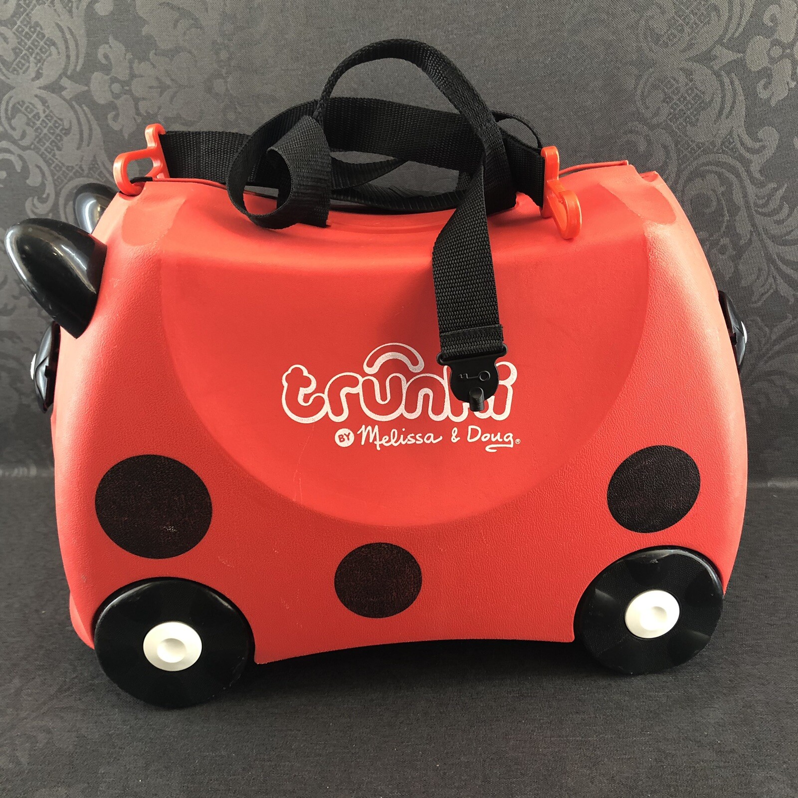 melissa and doug luggage