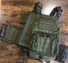Tactical Vest Plate carrier Fits  11x14 And 10x12 Armor Plates 