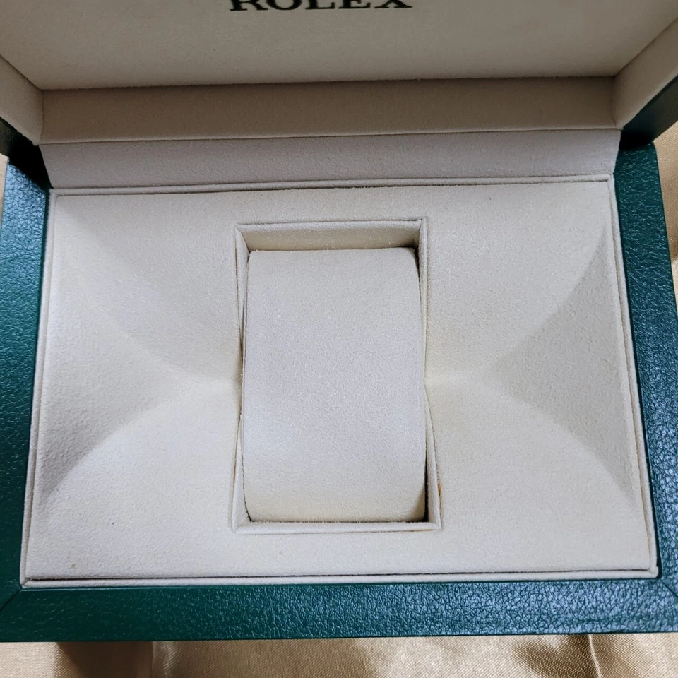 Rolex Watch Box Green Box SA Geneve Suisse 39139 Oyster M Box Case And Card Only - Image 4 of 4