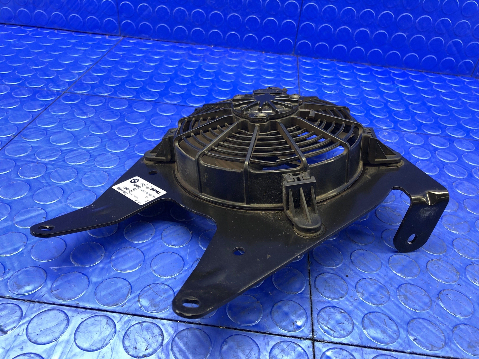 2014-2019 BMW I8 OEM REAR TRUNK MOUNTED ELECTRICAL FAN 17427639680
