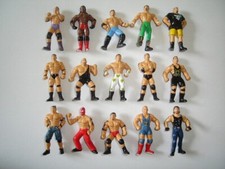 WWF WRESTLING WRESTLERS FIGURINES SET - FIGURES COLLECTIBLES MINIATURES