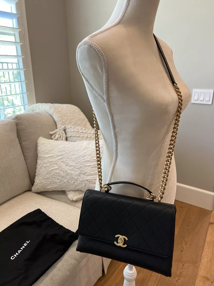 chanel chain handle bag