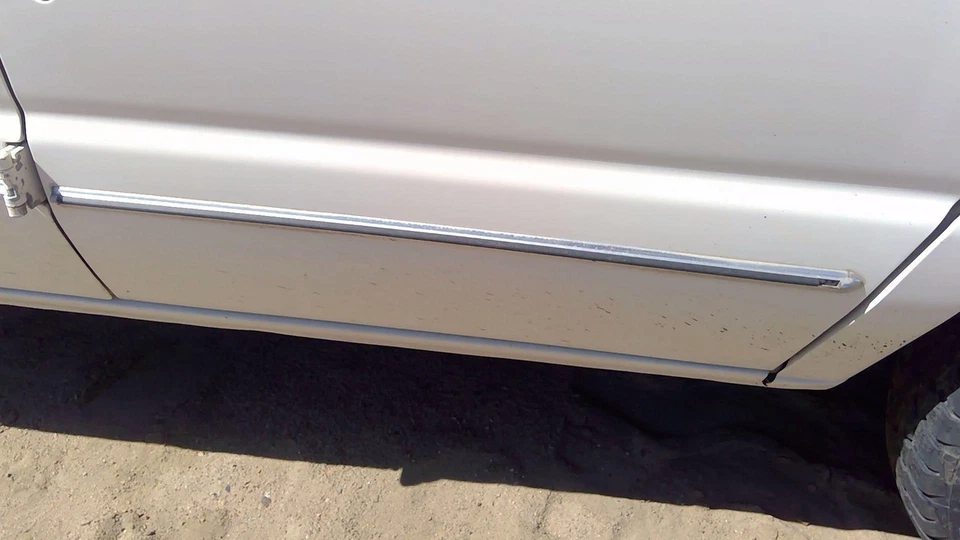 Ford Van E150 1993-2004 pasajero delantero derecho moldura de puerta OEM moldura Foto 3 de 4