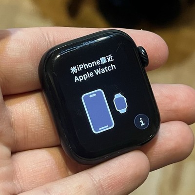 Apple Watch Series 8 41mm Midnight Aluminum Case GPS WR 50M USED WORKING