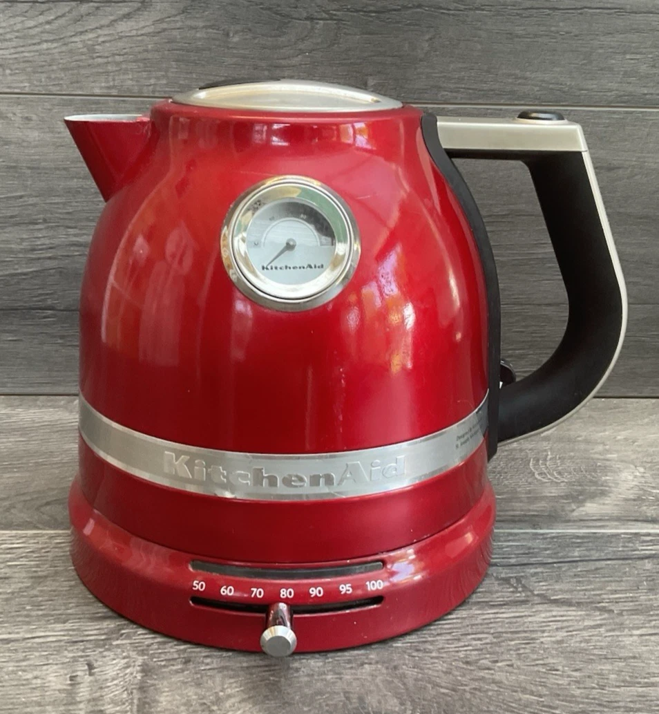 KitchenAid Artisan Variable Temperature Red Kettle - 5KEK1522BCA - 1.5L