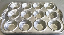 Nordic Ware Mini Tart Pan Aluminum Non Stick Silvertone Fluted Tartlet