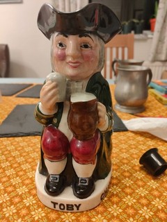 Crown devon fielding's charrington toby jug 1938