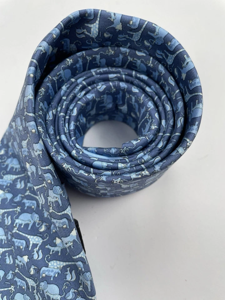 Corbata para hombre Salvatore Ferragamo 100 % seda azul elefante estampado animal hecha en Italia Foto 4 de 4