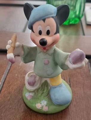 Vintage Schmid Walt Disney Co MICKEY MOUSE Painting Easter Eggs 3.5'' Figure