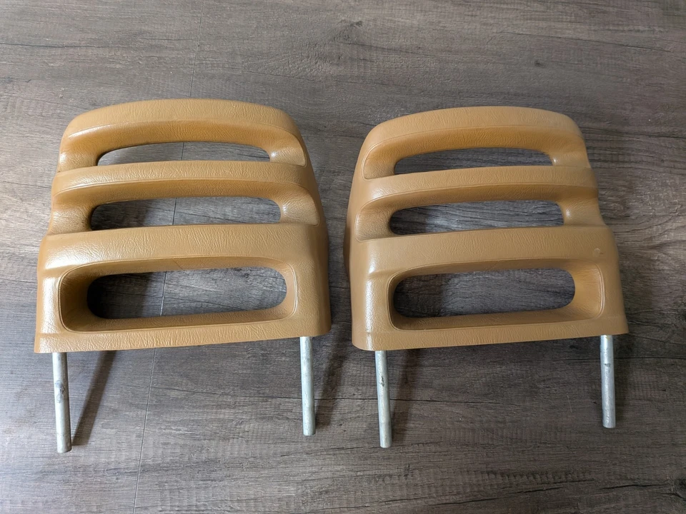 86 - 93 VOLVO 240 740 940 Tan Beige Rear Seat Head Rest Set OEM LH RH - Image 2 of 4