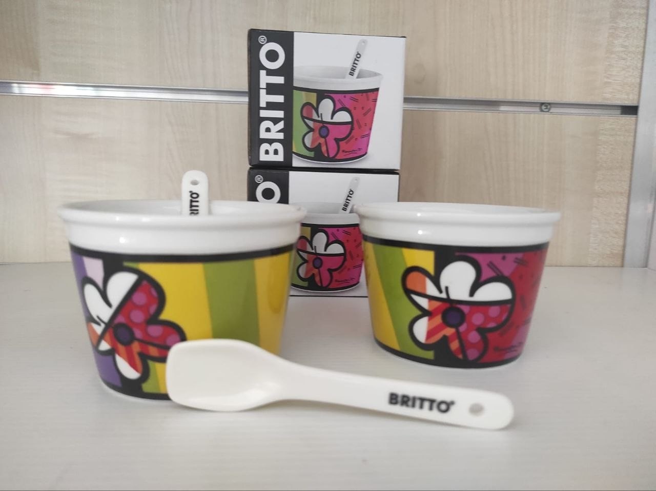 Britto Coppia Coppette Gelato Con Cucchiaino Porcellana 9 cm 250 ml idea regalo — foto 3