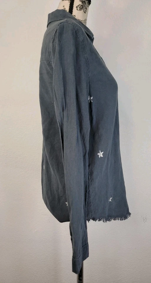 Cloth & Stone Star Button Down Shirt Size XS Relax Beachy Bohemian - Image 4 of 4