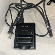 Genuine Sony BC-CS2A Battery Charger Power Supply AA/AAA 1.4V 400mAX2 160mAX2 E3
