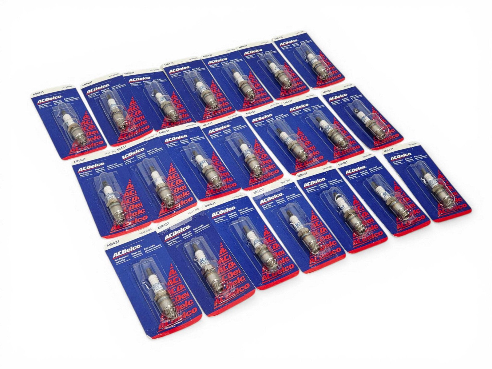 Lot of 21 - Spark Plugs ACDelco MR43T Genuine OEM GM 19157985