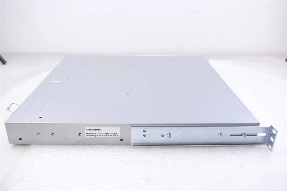 Conmutador activo de canal de fibra Brocade 6505 DL-6505-12-8G-0R, 1x fuente de alimentación Foto 2 de 4