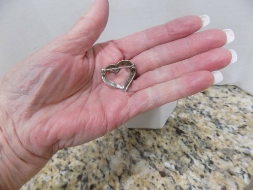 Vintage Marcasite Heart Pin Brooch Jewelry Real 925 Sterling Silver 1" - Picture 3 of 6