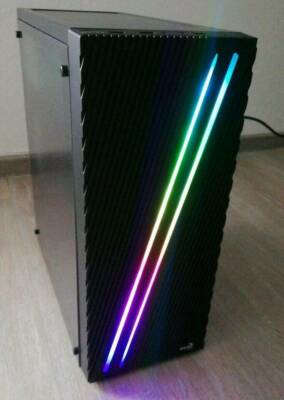 Gaming PC i7 6700 @3.4Ghz RGB SSD 320Gb DDR4 8GB Win 10 Pro TOP