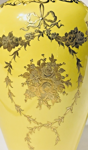 19th Century Royal Crown Derby 10.5” Canary Yellow & Gilt Porcelain Urn or Vase - Picture 20 of 20