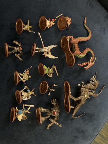 Heroscape Figures Lot Of 30 Figures No Cards Hasbro See Photos